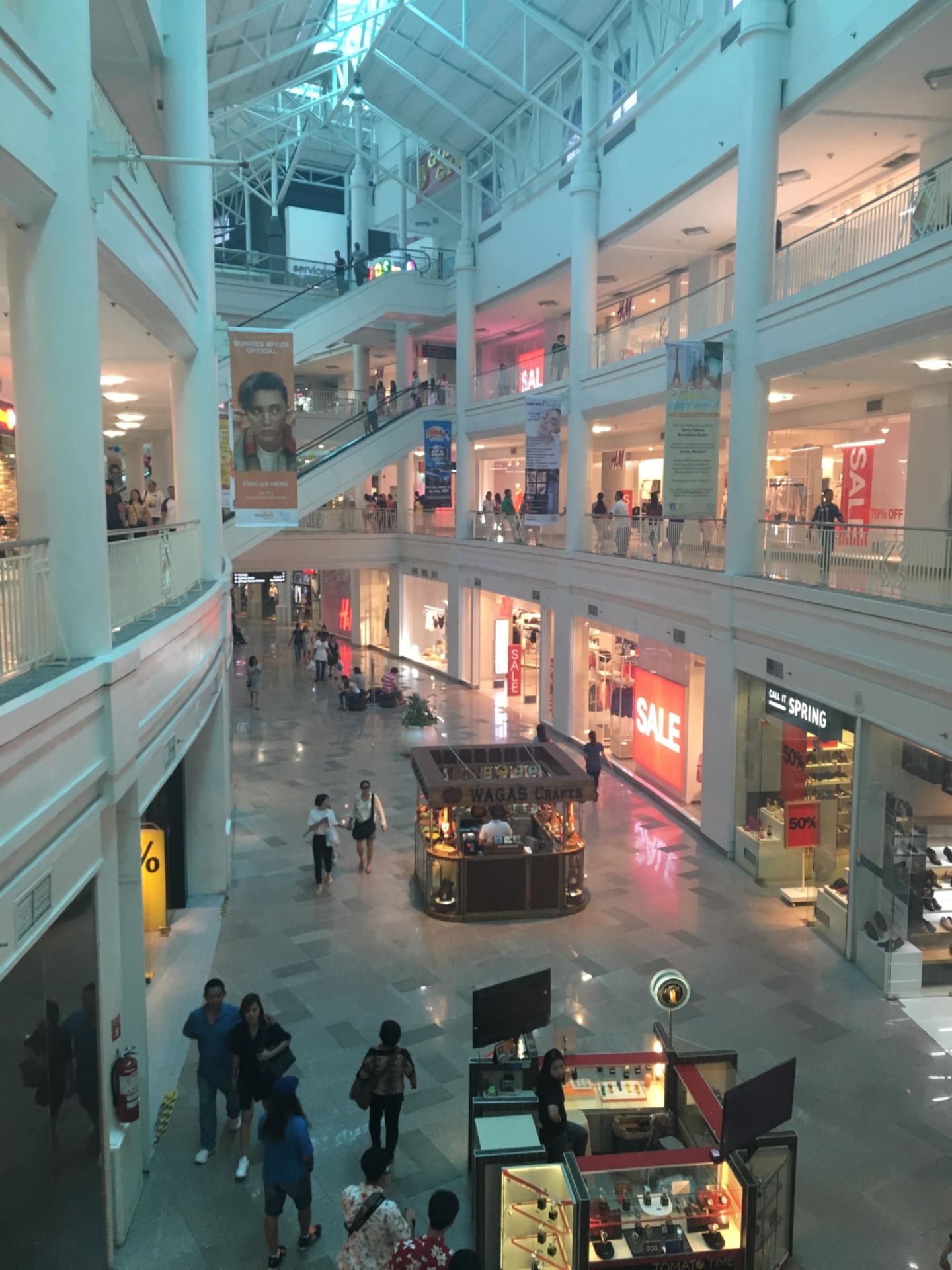 A popular, modern shopping centre situated in Cebu, visited by many its citizens daily. Photo: Aideen McAuley