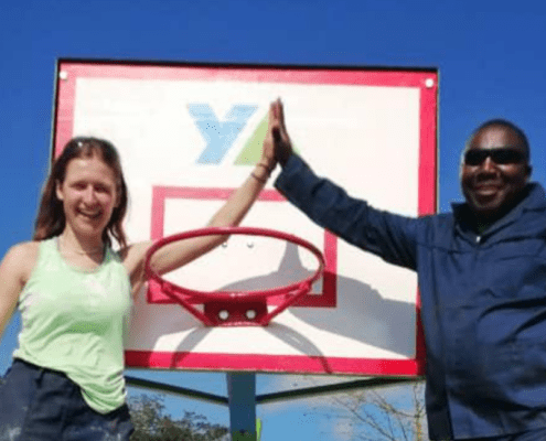 SERVE volunteers in Mozambique at Young Africa